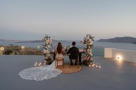 Dreamy elopement in Santorini with roses and peonies  | Angela & Thomas