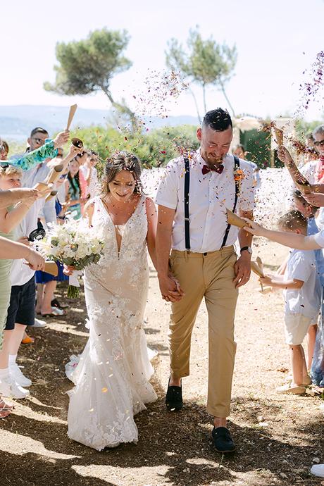 Boho seaside wedding with macrame and pampas grass | Charlotte & Conor