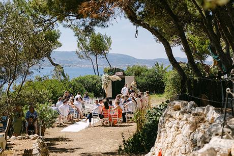 Boho seaside wedding with macrame and pampas grass | Charlotte & Conor