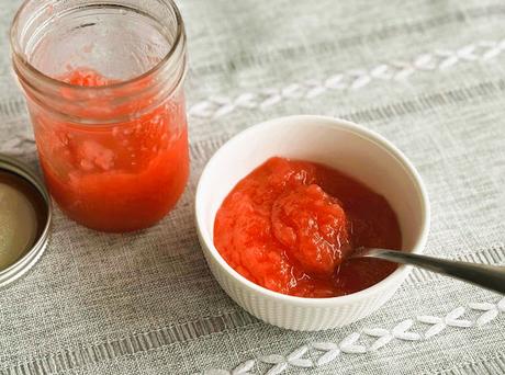 How to Make & Can Applesauce