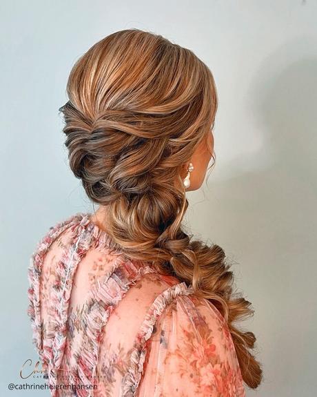 mother of the bride hairstyles long hair side swept cathrineheierenhansen