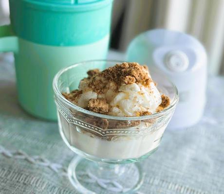 Easy Frozen Pear Yogurt