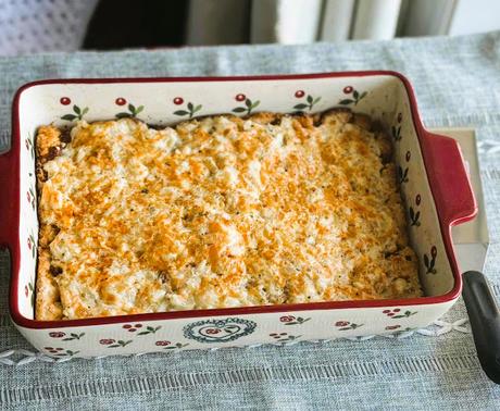 Tomato, Cheese & Onion Bread