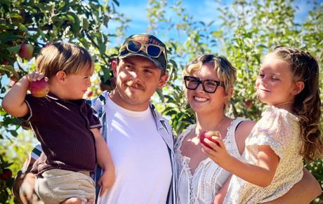 Apple Picking  ...   A Family Tradition