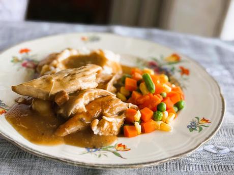 Crock Pot Chicken & Gravy