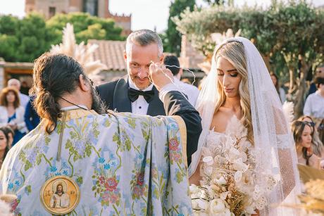 Boho chic wedding at Pyrgos Melissourgou | Helen & Aris