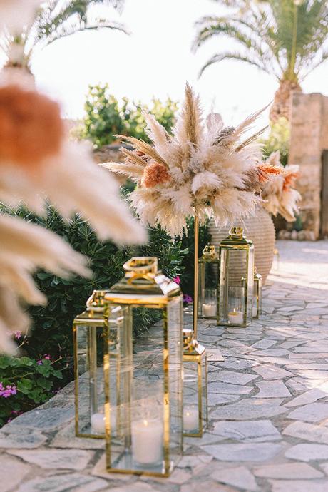 Boho chic wedding at Pyrgos Melissourgou | Helen & Aris