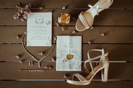 gorgeous-wedding-with-romantic-atmosphere_03x