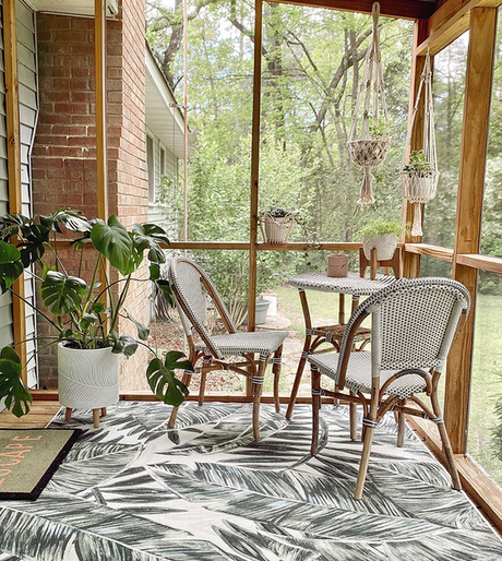 How To Keep Screen Porch Warm in Winter?