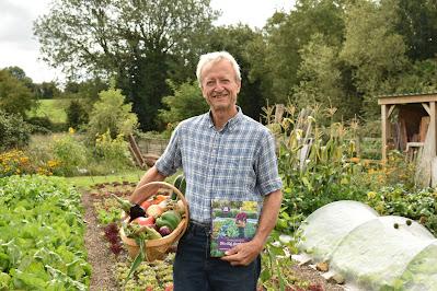 The Questions - Charles Dowding and Book Review - Compost by Charles Dowding