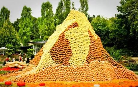 Swiss Matterhorn installation made of pumpkins