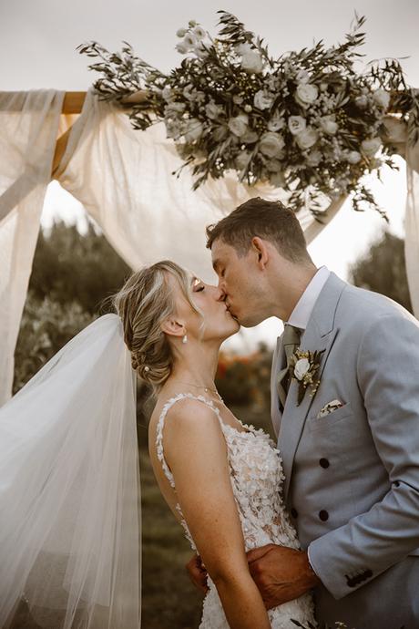 rustic-olive-grove-wedding-naxos_16