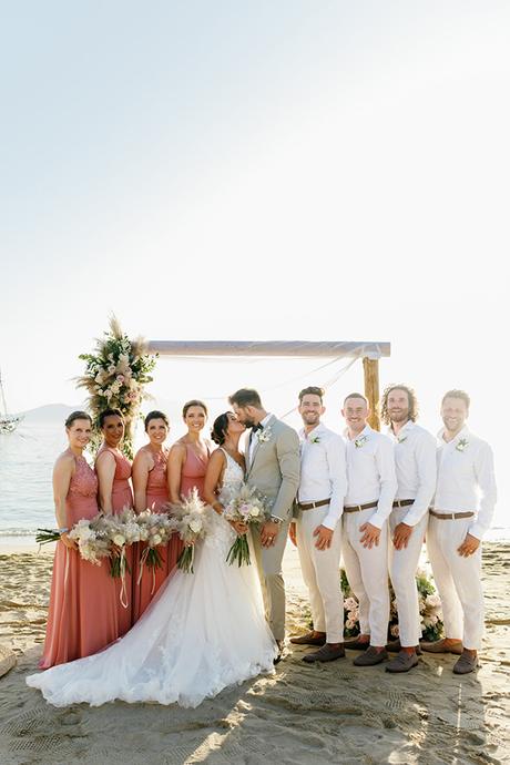 Gorgeous summer wedding in Naxos with a bohemian vibe | Lorraine & Eric