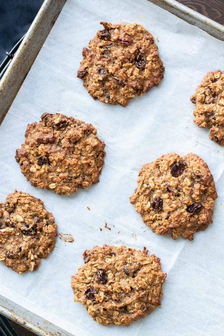 Vegan Gluten Free Oatmeal Raisin Cookies