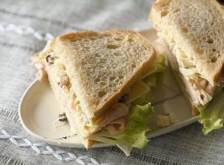 Turkey, Apple & Cheddar Sandwich