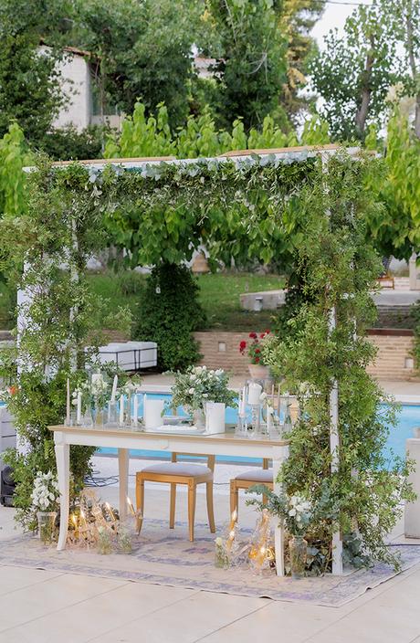 Timeless destination wedding in Ancient Olympia