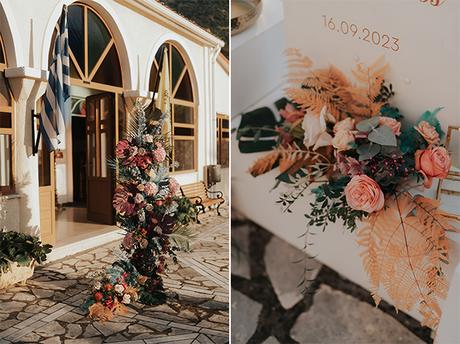 Vintage wedding with soft pastel blooms | Tatiana & Pavlos