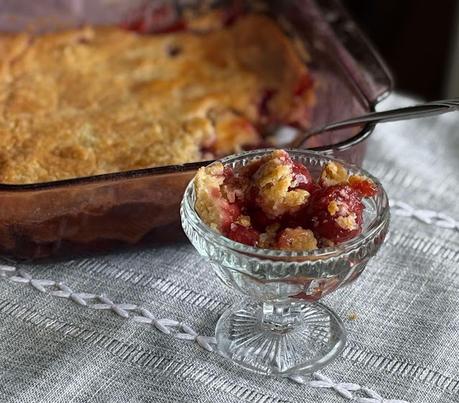 Easy 3-Ingredient Cherry Cobbler