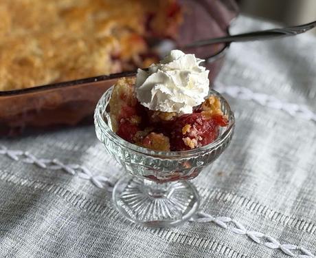 Easy 3-Ingredient Cherry Cobbler