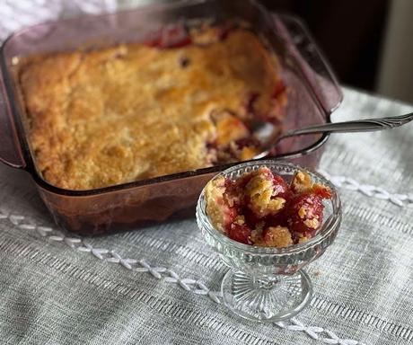 Easy 3-Ingredient Cherry Cobbler