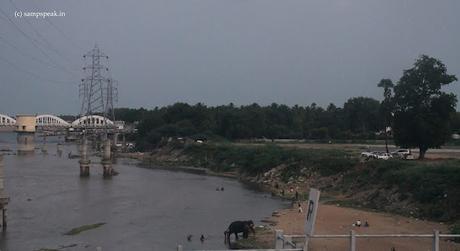 Cinema jingle - girl bathing in river -   Thula snanam photo