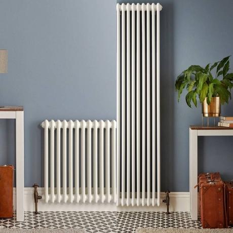 white horizontal and vertical column radiator