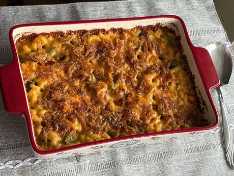 Cozy Green Bean Mac & Cheese Casserole