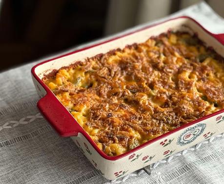 Cozy Green Bean Mac & Cheese Casserole