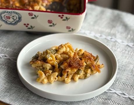 Cozy Green Bean Mac & Cheese Casserole