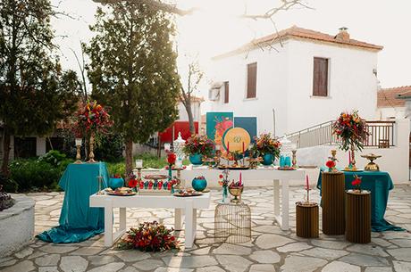 Colorful spring wedding with charming details | Argyro & Yiannis