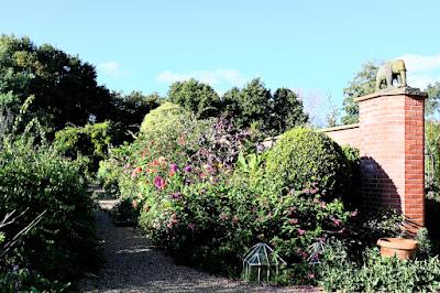 At last! a visit to East Ruston Vicarage Garden