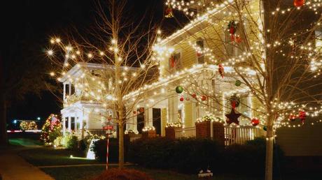 The Christmas Lighting Disaster That Could Have Been Avoided