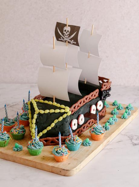 Yo-ho-ho! How to make a pirate ship cake