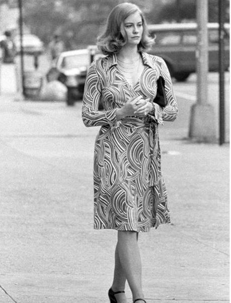 sybil shepard wearing a DVF wrap dress in Taxi Driver