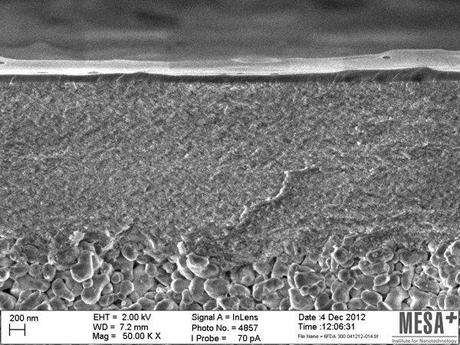 A high-resolution microscopic image of a new type of hybrid gas separation membrane