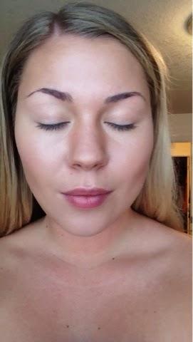 Step-by-Step Defined & Natural Makeup
