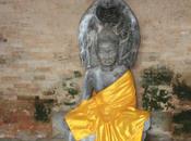 DAILY PHOTO: Buddha with Golden Parasol