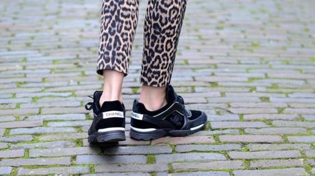 chanel black and white velvet tennis trainers