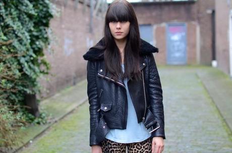 look baby blue t-shirt leather jacket