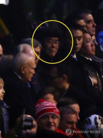 Kim Yong Nam (annotated) attends the opening ceremony of the 22nd Winter Olympics in Sochi on 7 February 2014 (Photo: Yonhap).