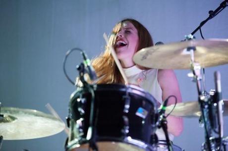 DSC 2679 620x412 METRONOMY HAD PEOPLE DANCING AT MUSIC HALL OF WILLIAMSBURG [PHOTOS]