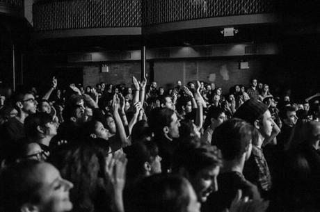 DSC 2980 620x412 METRONOMY HAD PEOPLE DANCING AT MUSIC HALL OF WILLIAMSBURG [PHOTOS]