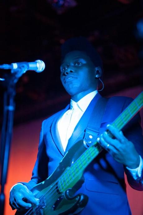 DSC 2506 532x800 METRONOMY HAD PEOPLE DANCING AT MUSIC HALL OF WILLIAMSBURG [PHOTOS]