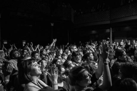 DSC 3010 620x412 METRONOMY HAD PEOPLE DANCING AT MUSIC HALL OF WILLIAMSBURG [PHOTOS]
