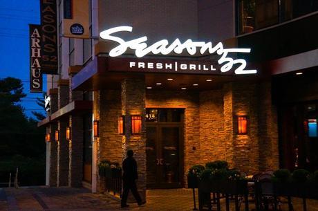 Seasons 52 Restaurant Entrance