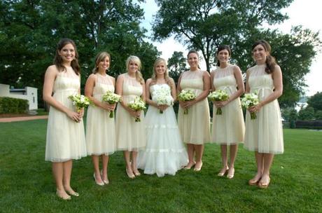 Shabby Chic bride and bridesmaids