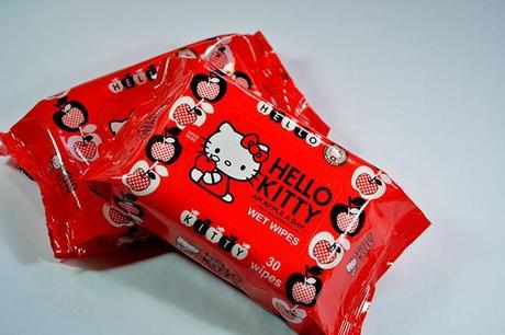Hello Kitty Wet wipes - Genzel Kisses