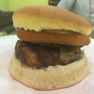Rod's_Burger_Gemmayze_Beirut_Street_Food12