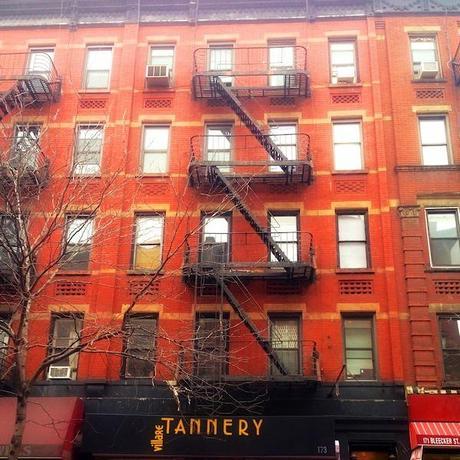my apt-square 241