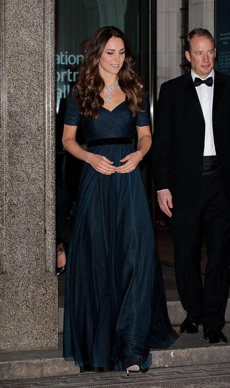 Duchess Kate wears Queen Elizabeth's diamond necklace